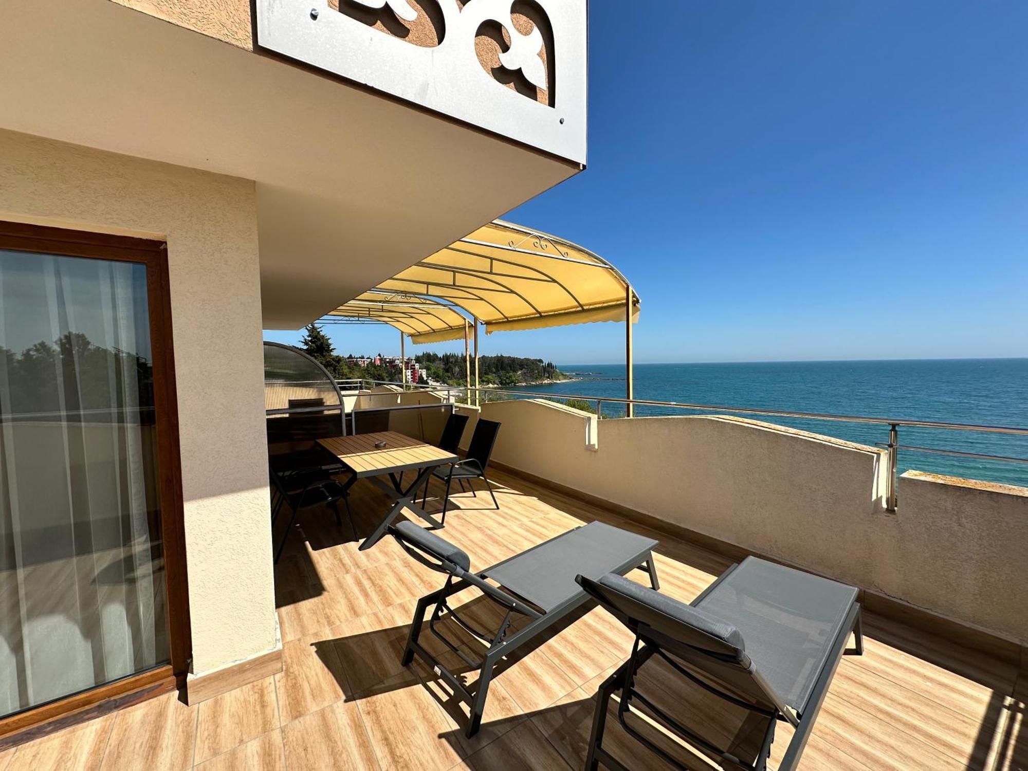 Hotel Capri Nesebar Ngoại thất bức ảnh