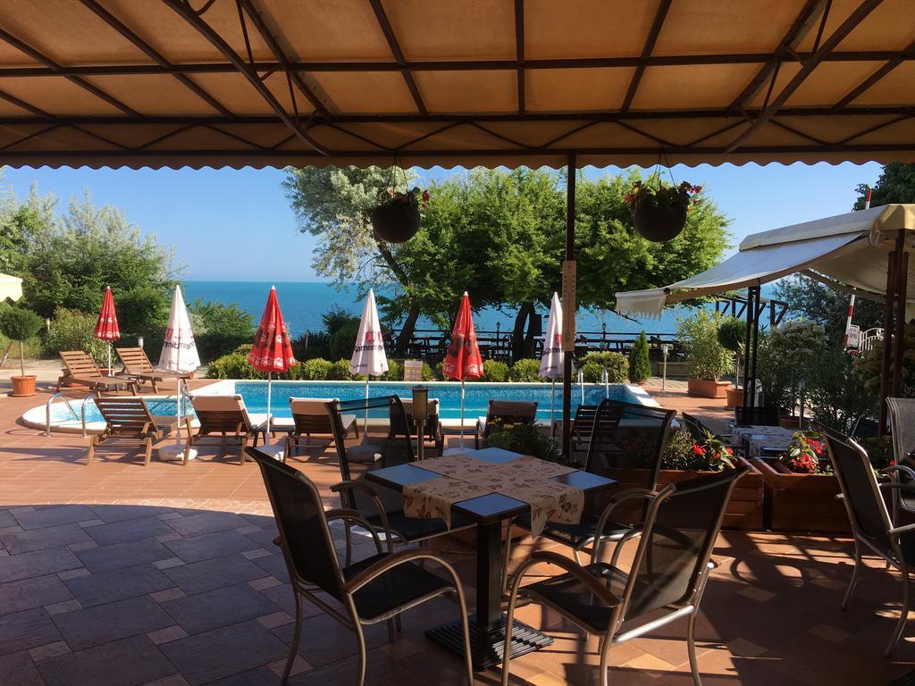 Hotel Capri Nesebar Ngoại thất bức ảnh