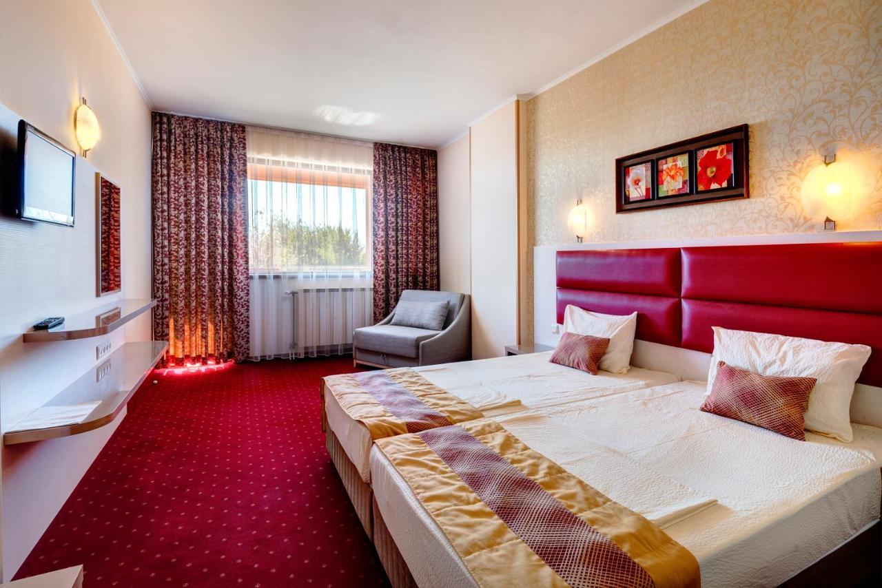 Hotel Capri Nesebar Ngoại thất bức ảnh
