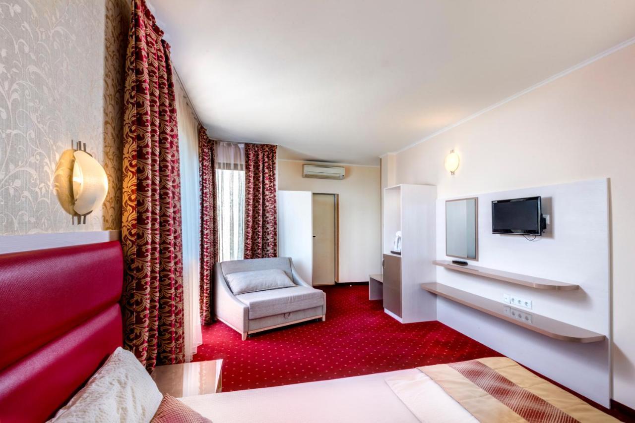 Hotel Capri Nesebar Ngoại thất bức ảnh