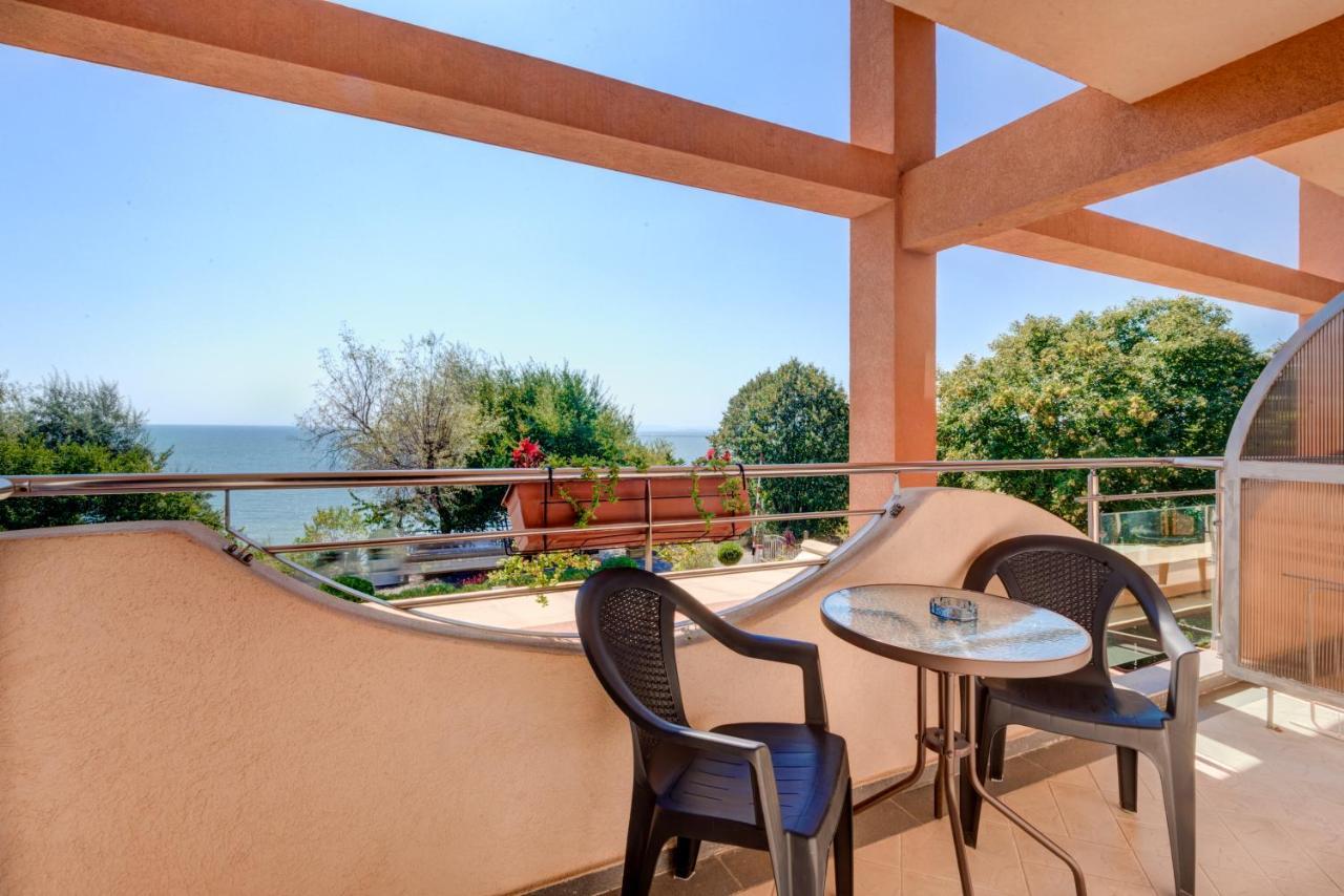 Hotel Capri Nesebar Ngoại thất bức ảnh