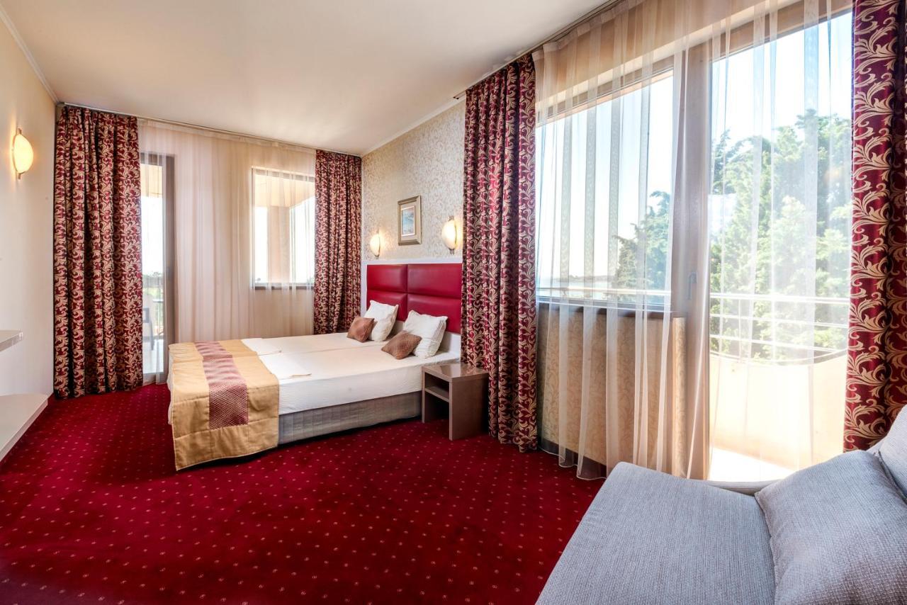 Hotel Capri Nesebar Ngoại thất bức ảnh